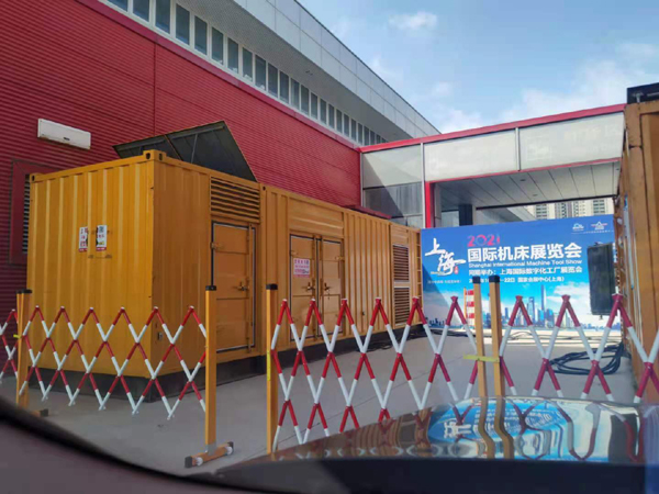 金凤出租发电机-柴油发电机和汽油发电机哪个更好一些？