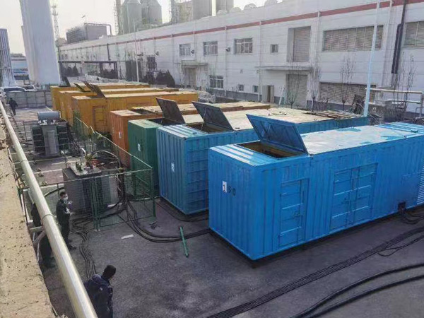 金凤380V和690V电压的电缆线相同吗?
